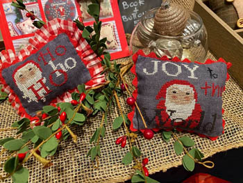 (image for) Santa Claus Folk Pillows